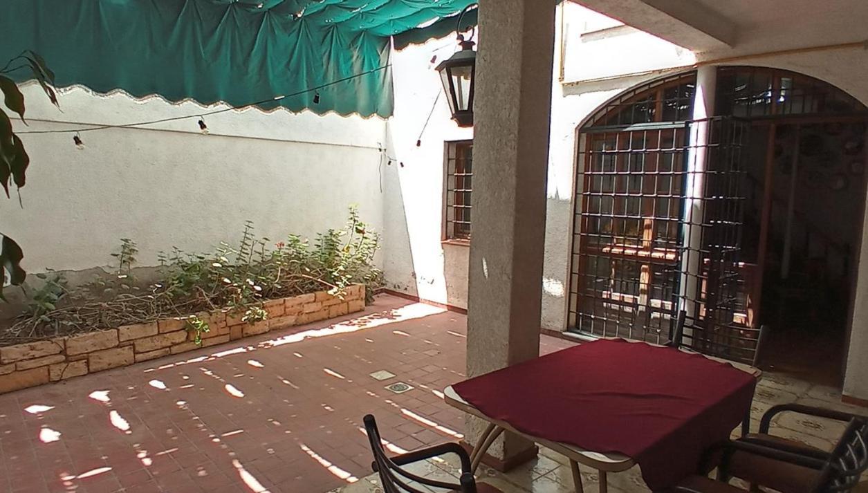 Hostel Casteleyhost Mendoza Exterior photo