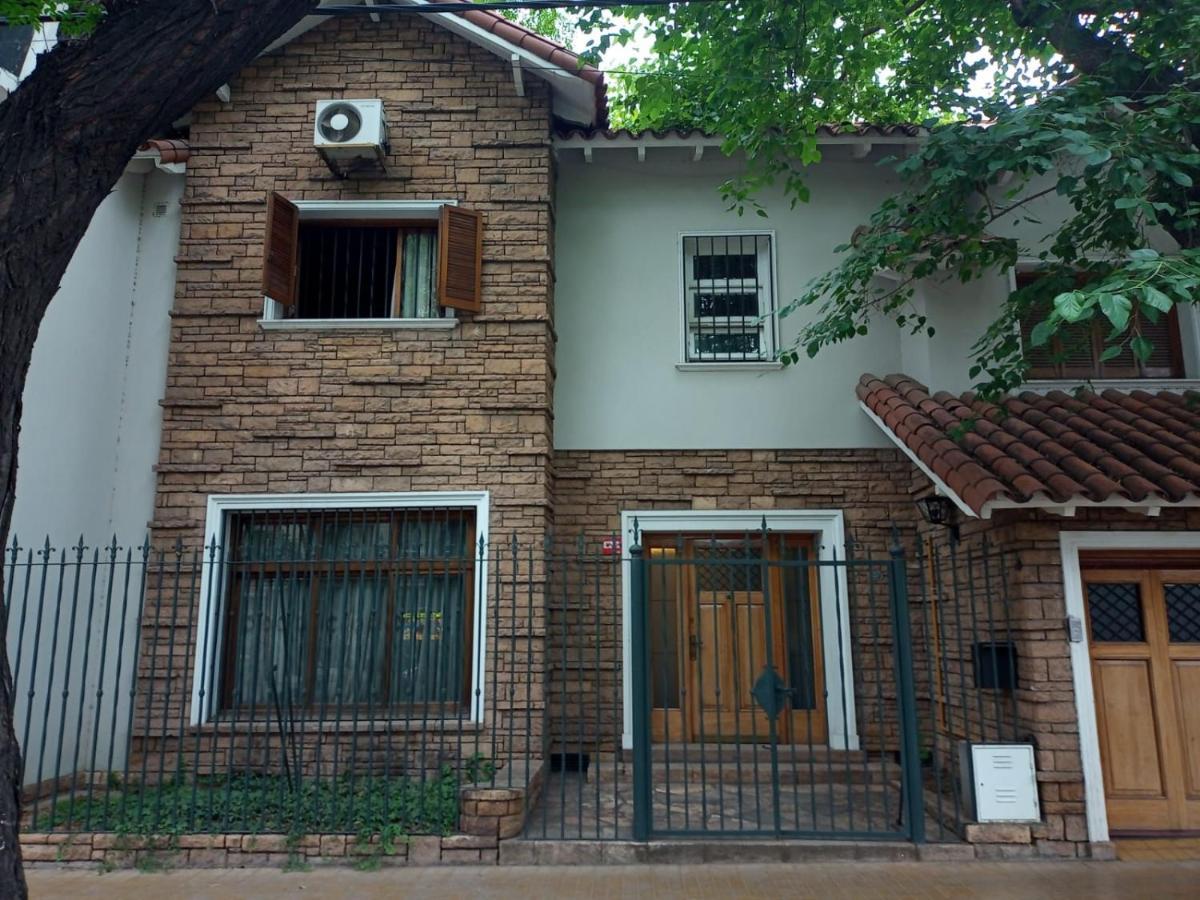 Hostel Casteleyhost Mendoza Exterior photo